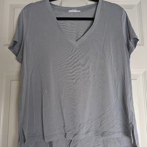 Boutique vneck blouse